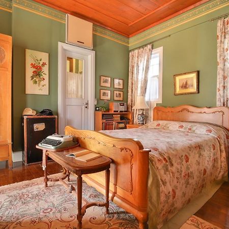 Museum Hotel George Molfetas 아르고스톨리온 외부 사진