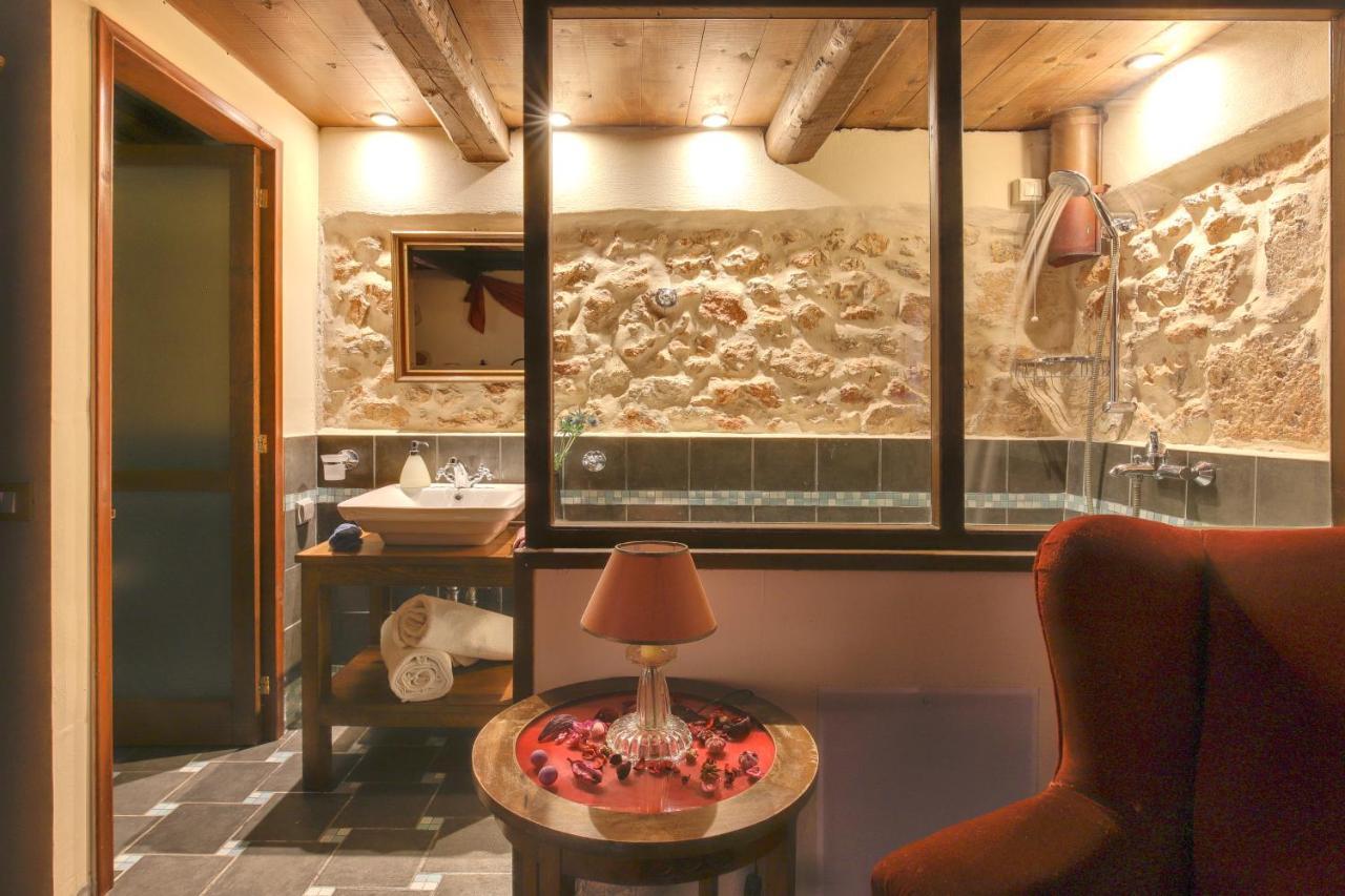 Museum Hotel George Molfetas 아르고스톨리온 외부 사진