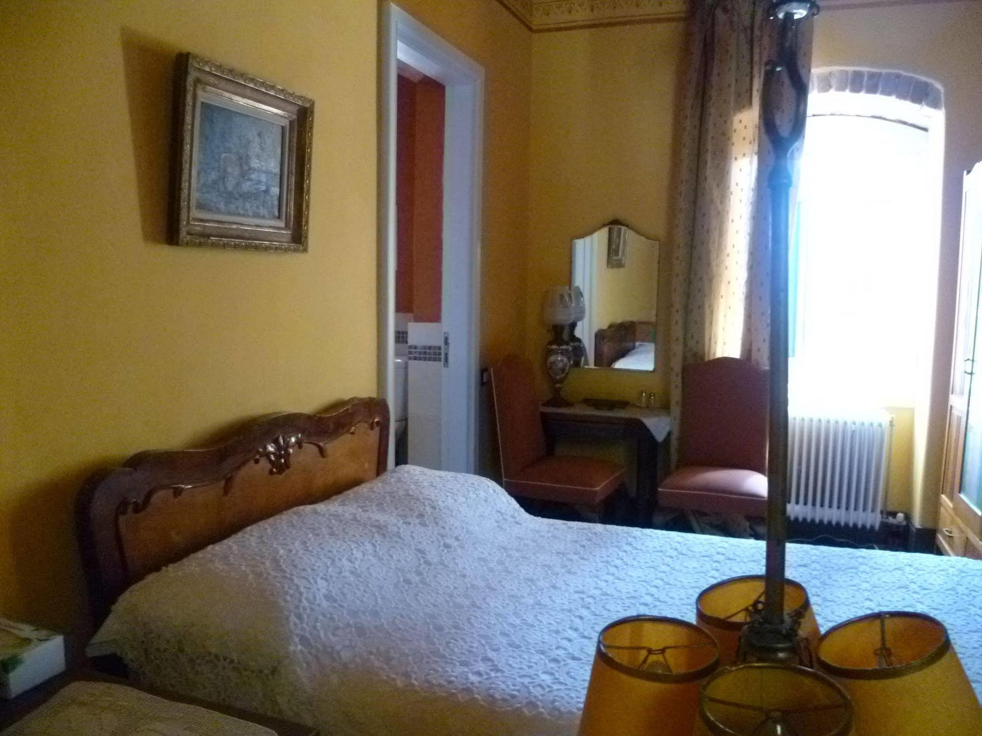 Museum Hotel George Molfetas 아르고스톨리온 외부 사진